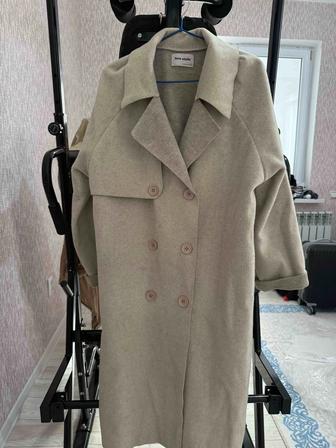 Демисезонное пальто