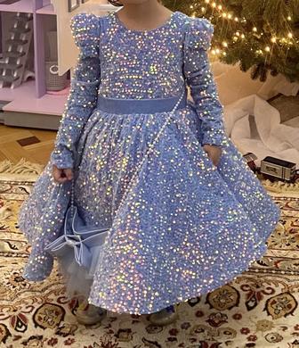 Платье детское нарядное очень красивое