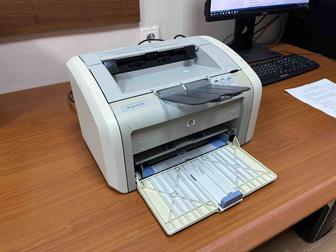 Принтер HP LaserJet 1020