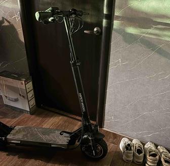 Продам электросамокат Hiper Model B2