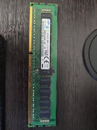 Продам оперативную память DDR3 8Гб Samsung