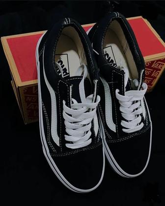 Продам женские кеды Vans