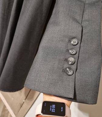 Продам костюм