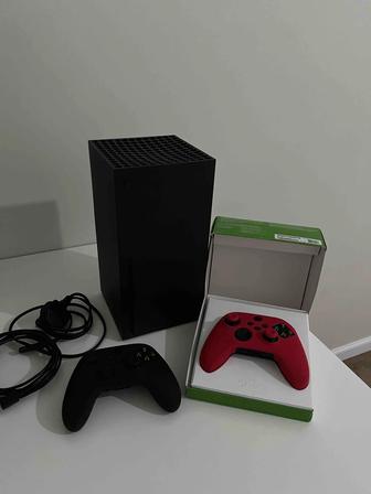 Продам Xbox series X 1 tb 2 джойстика