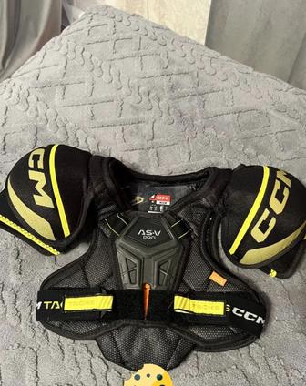 Продам комплект детской хоккейной формы