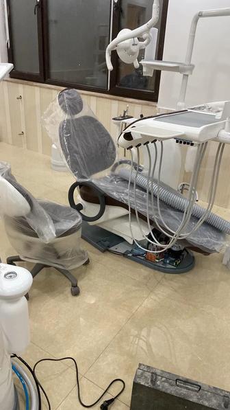 Продам стоматологеское кресло