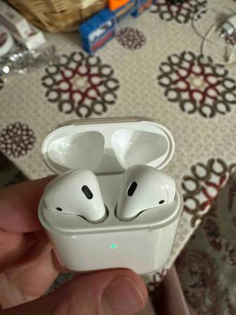 AirPods 2