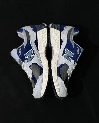 Кроссовки New Balance 2002