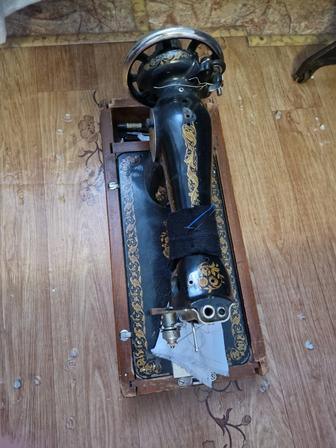 Швейная машинка, ретро