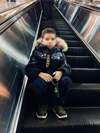 Зимняя куртка на мальчика 7-8 лет (116см)