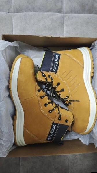 Ботинки Delta Plus. Новые