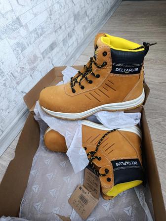 Спец Ботинки Delta Plus. Новые