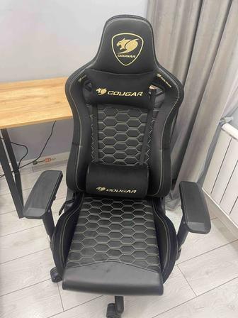 Продам игровое кресло