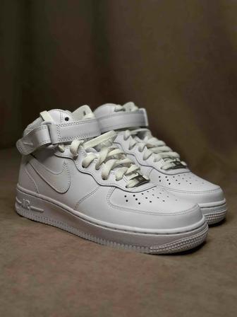 Кроссовки оригинал Nike AIR FORCE 107 MID