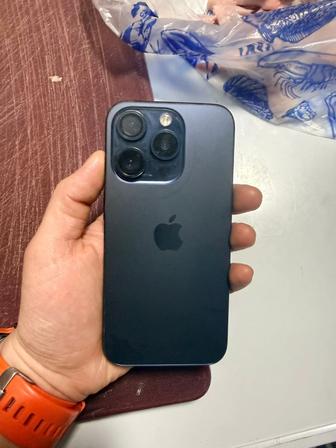 Продам телефон