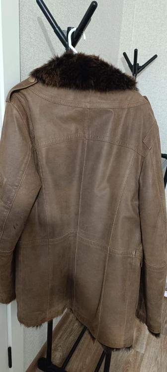 ПРОДАМ МУЖСКУЮ ДУБЛЕНКУ