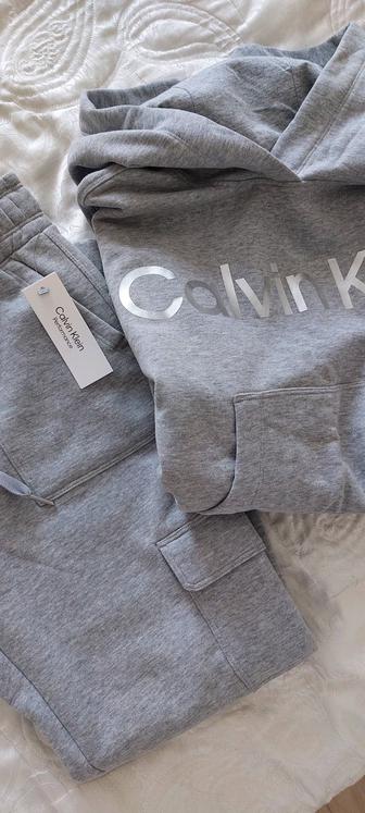 Новый спортивный костюм Calvin klein S-M