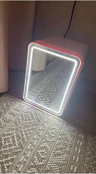 Холодильник для косметики