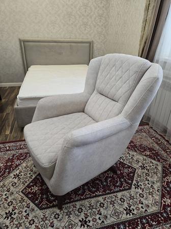 Продам кровать и кресло