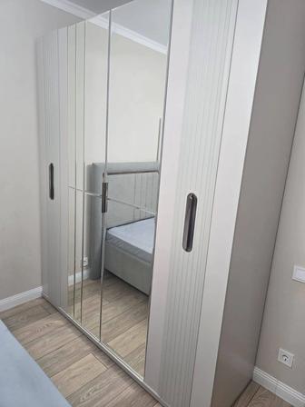 Продам спальный гарнитур в отличном состоянии