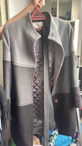 Пальто сатылады