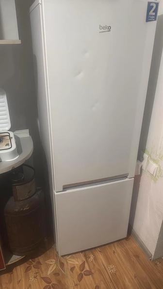 Продам холодильник