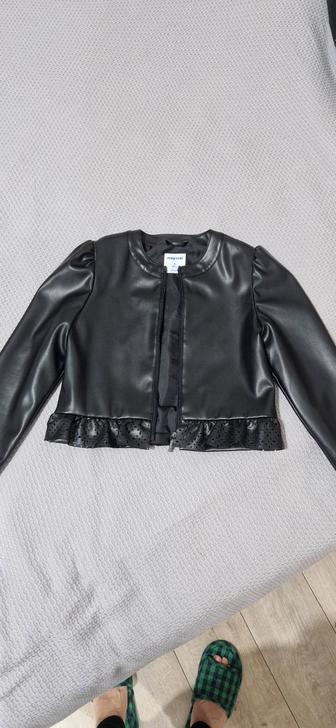 Продам детский пиджак из экокожи