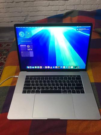 Macbook pro 15 (2018, touchbar)