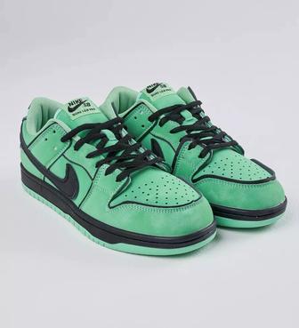 Кроссовки Nike SB Dunk