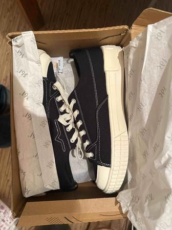 Обувь, кеды