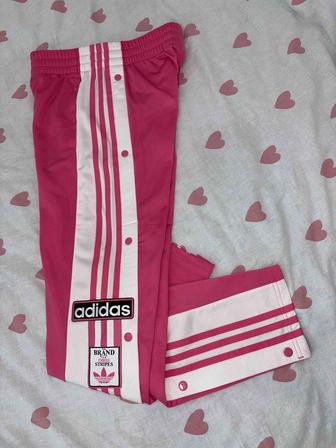 Продам спортивные трико Adidas
