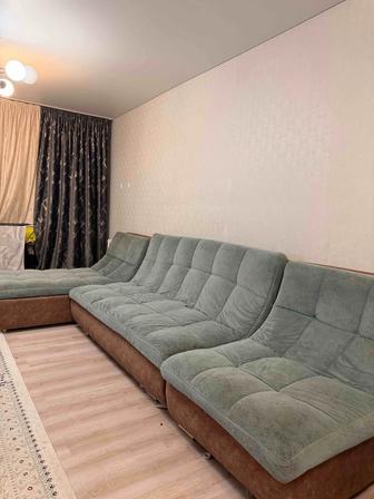 Продаем Диван