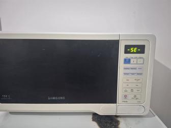 Продам микроволновую печь