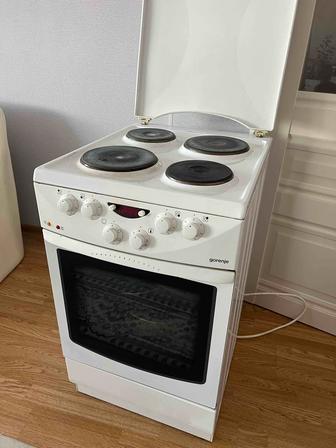 Продам электрическую плиту