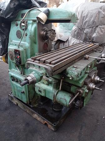 Фрезерный станок продам
