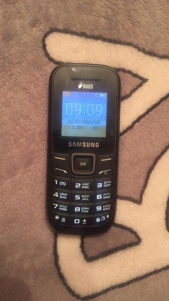 Продам 2-х симчатый Samsung