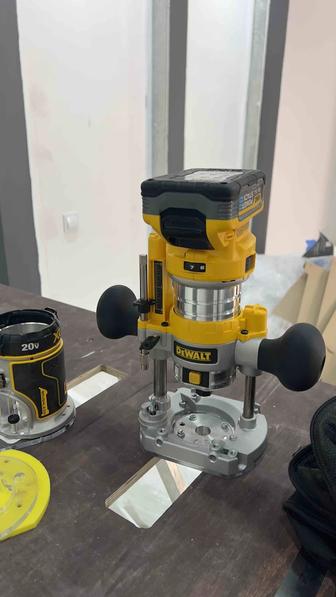 Фрезер Dewalt