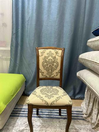 Стулья гостиные