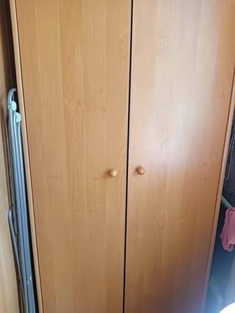 Продам шкаф.столы,прихожая.