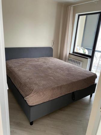 Кровать с подъемным механизмом и бельевым ящиком 180x200