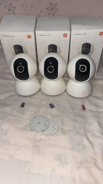 Продам видеокамеру Xiaomi Mi 360 2K