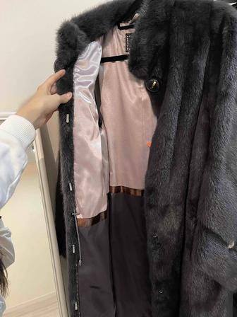 Продам норковую шубу