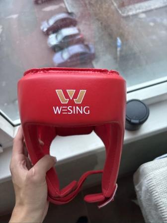 Боксерский шлем Wesing