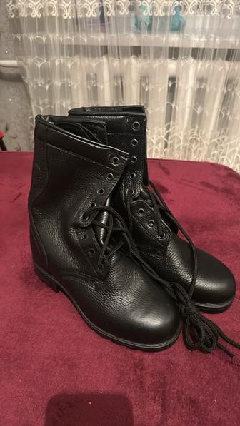 Продам берцы