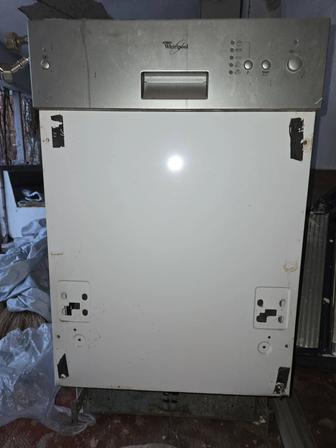 Продам посудомойку.