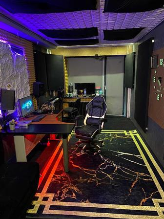 ИЩУ ПРЕПОДАВАТЕЛЯ ПО ВОКАЛУ