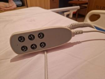 Продам медицинскую кровать для лежачих больных,с пультом управления.