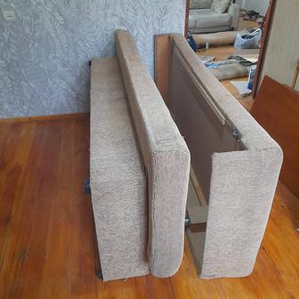 Отдам диван