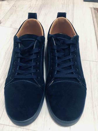 Christian Louboutin
кеды на шнуровке