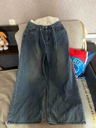 Продам джинсы